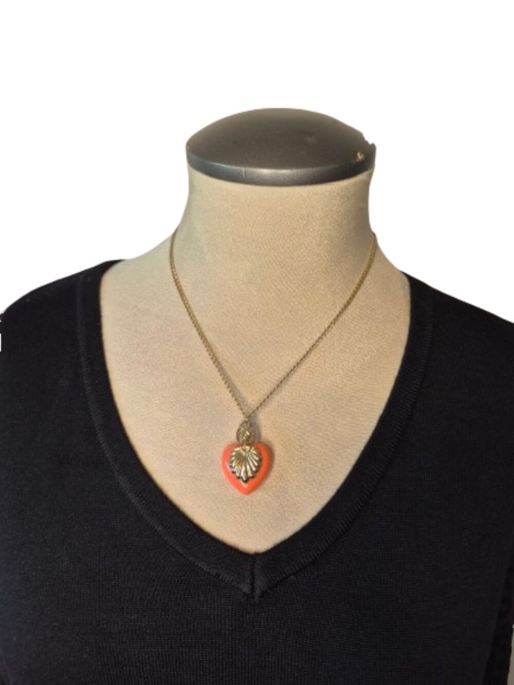 Vintage Sarah Coventry Canada Coral Heart Goldtone Necklace